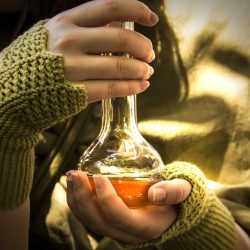 Co to jest spagyria: Alchemiczna droga do harmonii ciała i duszy